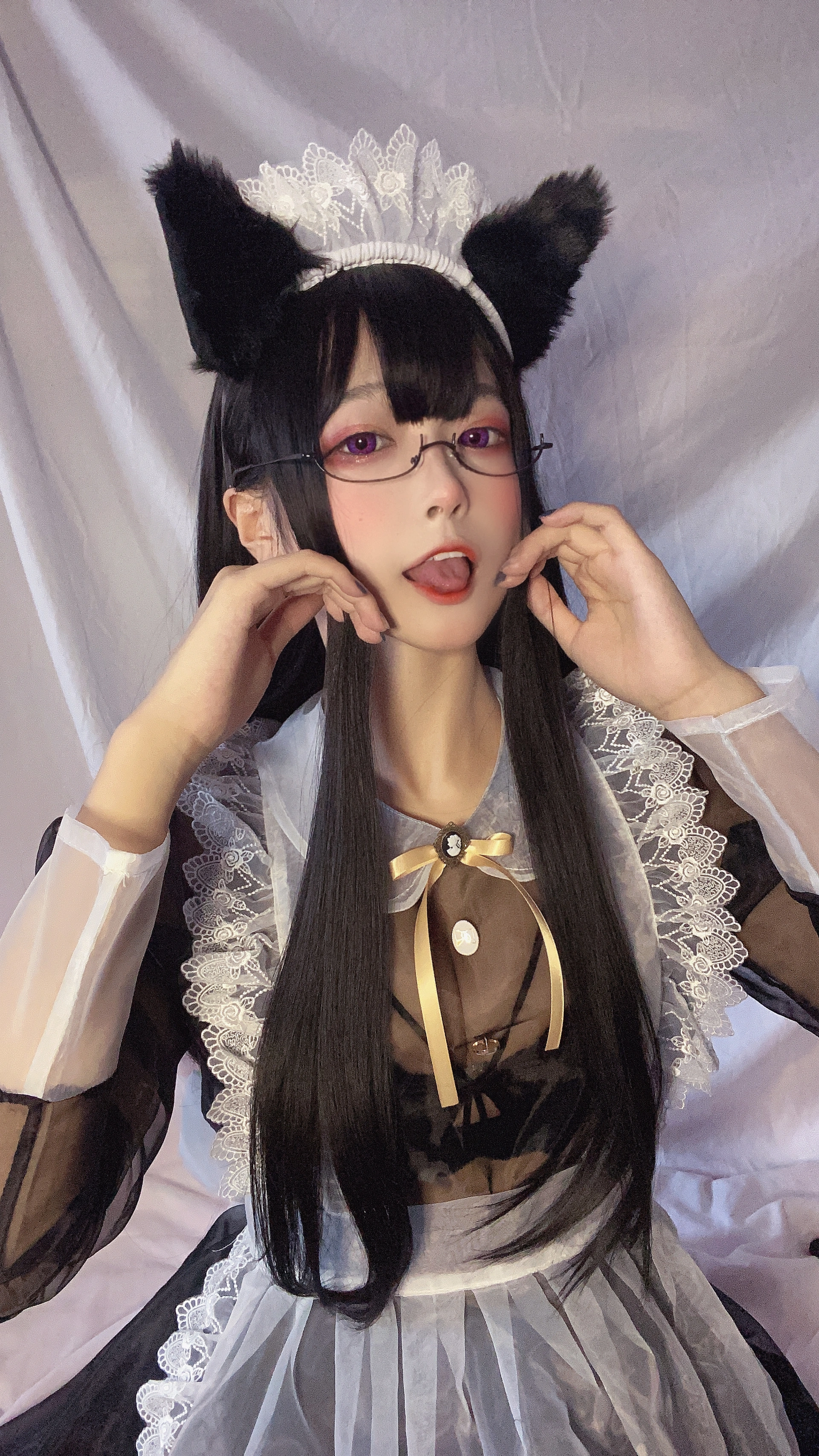 佳佳好难啊 - NO.01 透明女仆 1